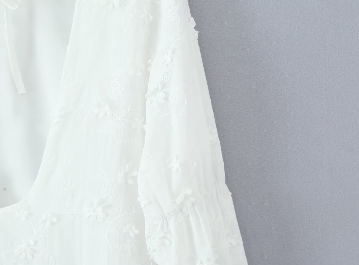 Embroidery Floral Backless Horse Hoof Sleeve Dress