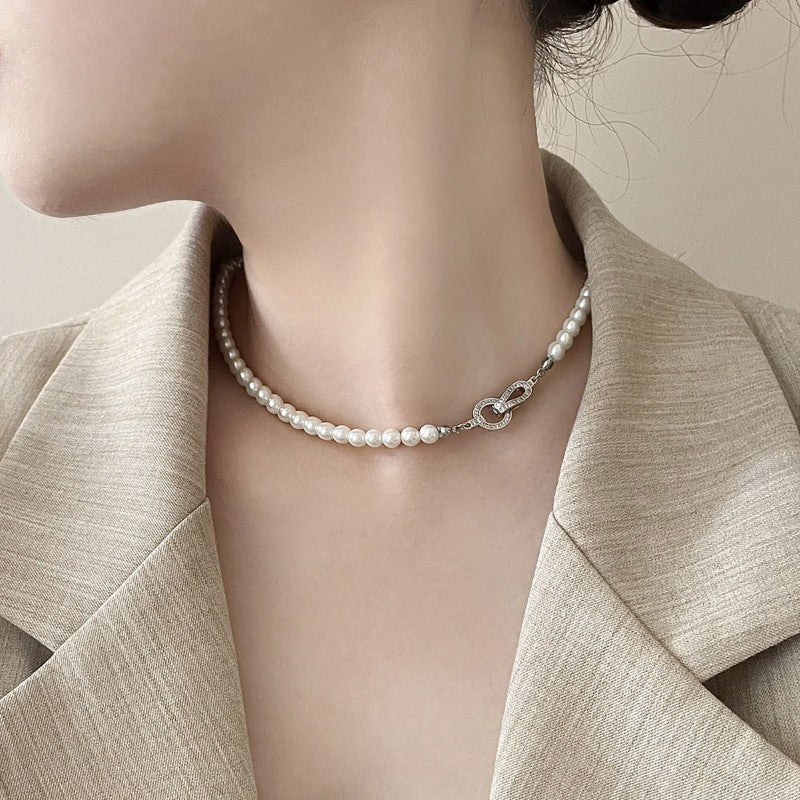 Faux Pearl Buckle Necklace