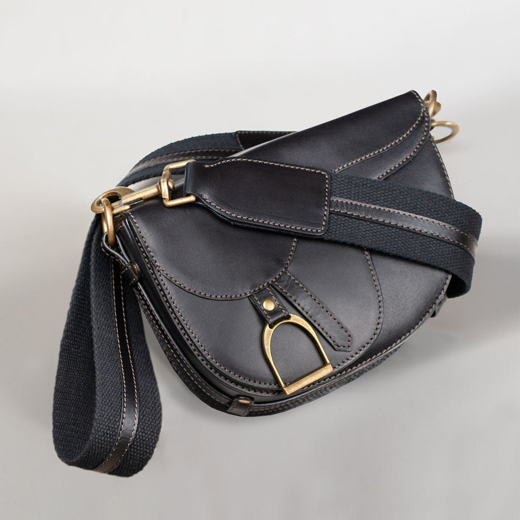 Signature Saddle Bag - Luxury Leather Handbag in Black